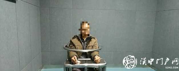 漢中王某持械堵高速，被警方制服！