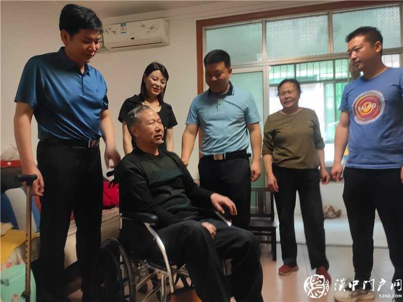 市區(qū)殘聯(lián)舉行第三十一次全國助殘日活動