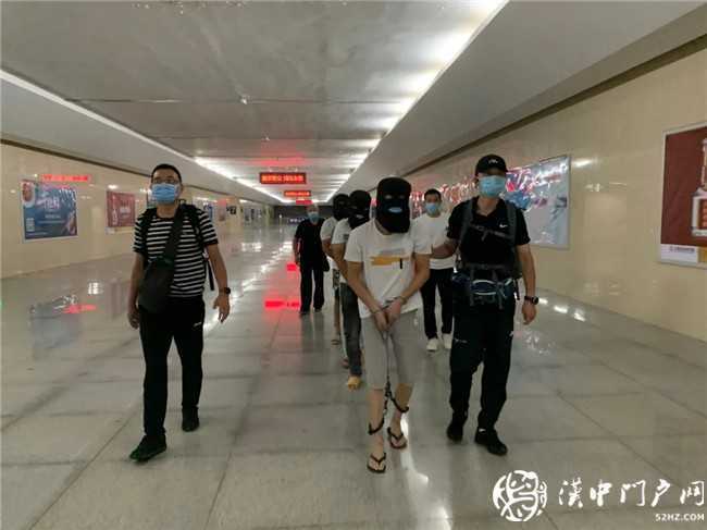 鎮(zhèn)巴公安跨7省，抓12人，破獲2起電信網(wǎng)絡(luò)詐騙案件