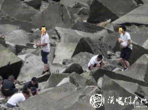 汛期漢中三號橋河灘撈魚，真的沒有危險(xiǎn)嗎？