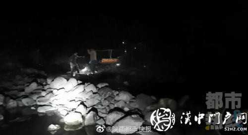 漢中男子進山采藥不慎摔傷被困，消防連夜營救9小時