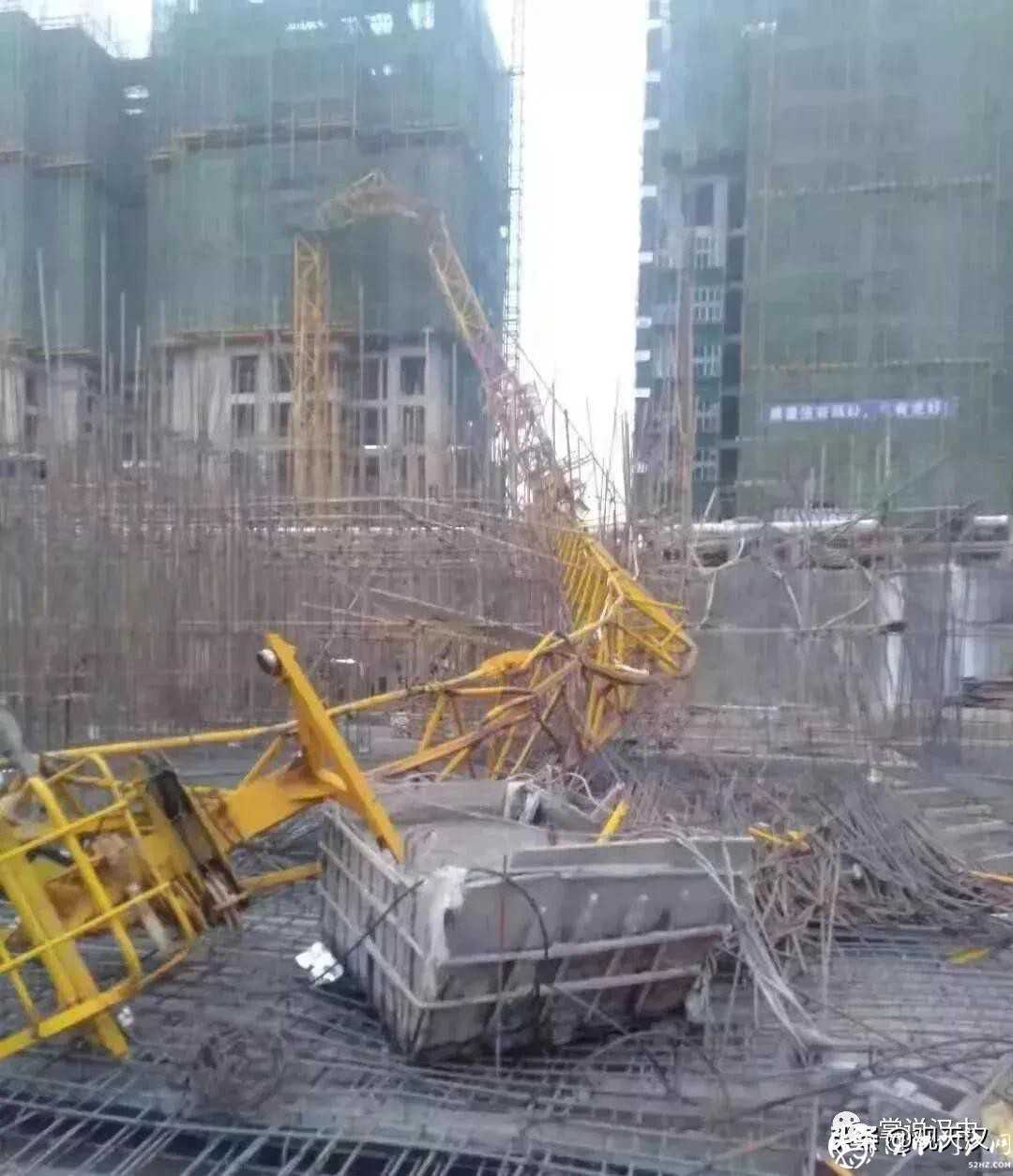 人死亡，南鄭“12.10”塔式起重機坍塌事故，一干部以玩忽職守罪被公訴"