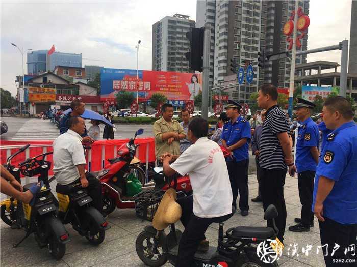 漢臺區(qū)東關(guān)街道辦事處遷移新橋馬路勞務市場，告別安全隱患