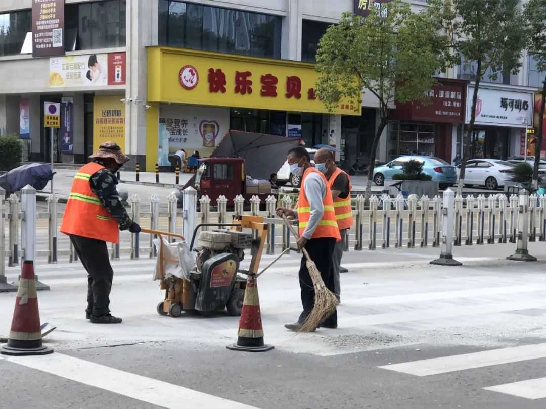 堵！堵！堵！雨天晴天都堵車，這里咋回事？