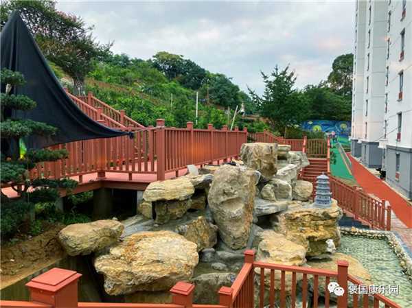 情濃重陽 老少同樂——褒國康樂園重陽演唱會(huì)”在褒國古鎮(zhèn)舉行