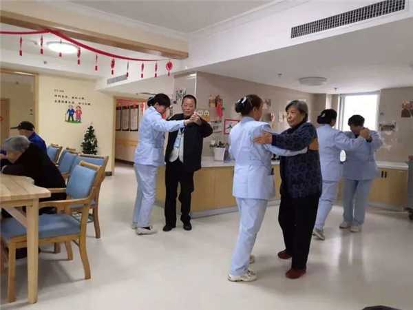 羨慕爺爺奶奶在漢中的養(yǎng)老生活！等我退休了也這樣過！