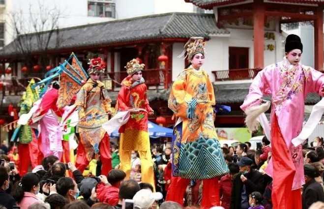 正月十五，非遺文化展演在褒國(guó)古鎮(zhèn)舉行！