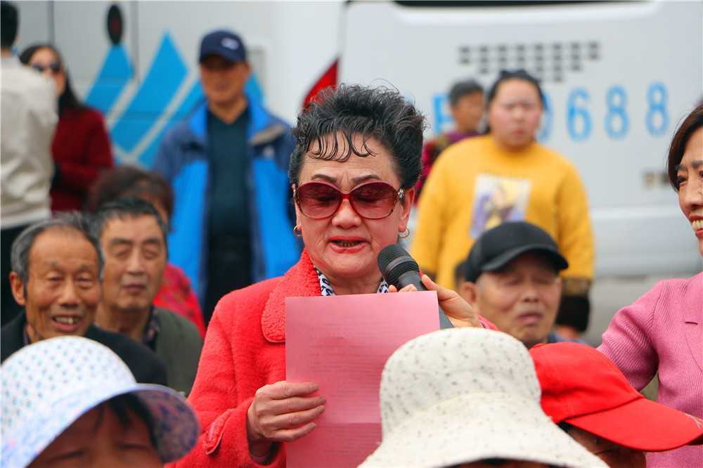 “悅動漢江”文藝薈走進(jìn)褒國康樂園優(yōu)秀節(jié)目展演活動圓滿成功