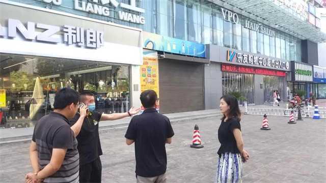 漢中開展停車收費(fèi)管理專項(xiàng)整治 取締一家無(wú)證停車場(chǎng)