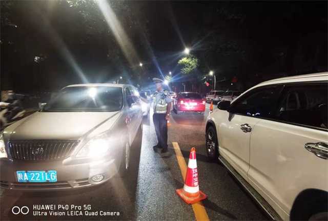 68小時堅守！漢中交警大隊圓滿完成國慶假期道路交通安保任務"