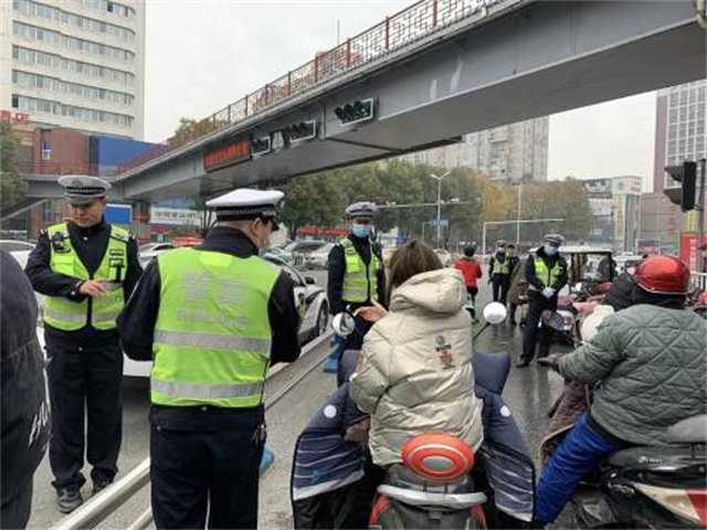 動真格！實施第一天，處罰210人！