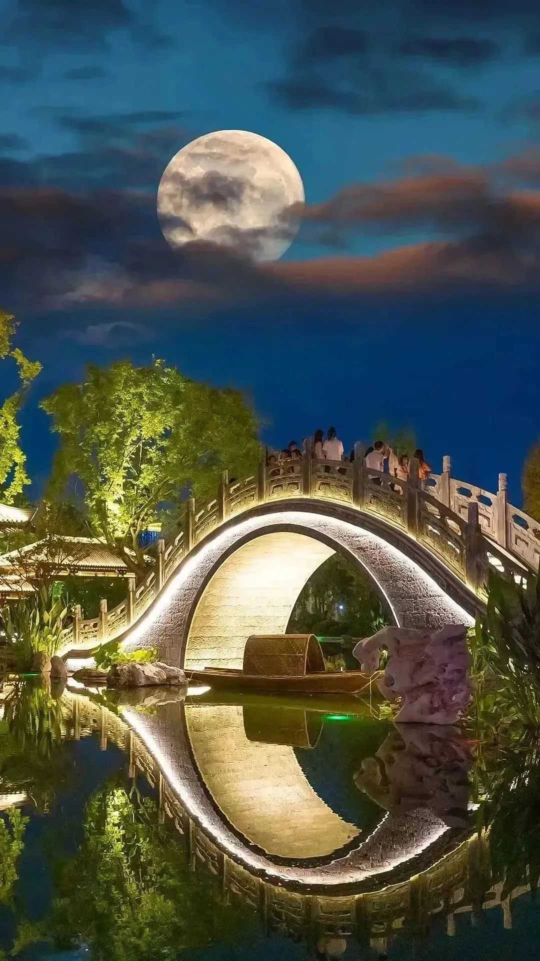 漢中美圖大片！煙火起 照人間，喜悅無邊 執(zhí)手憶此年。