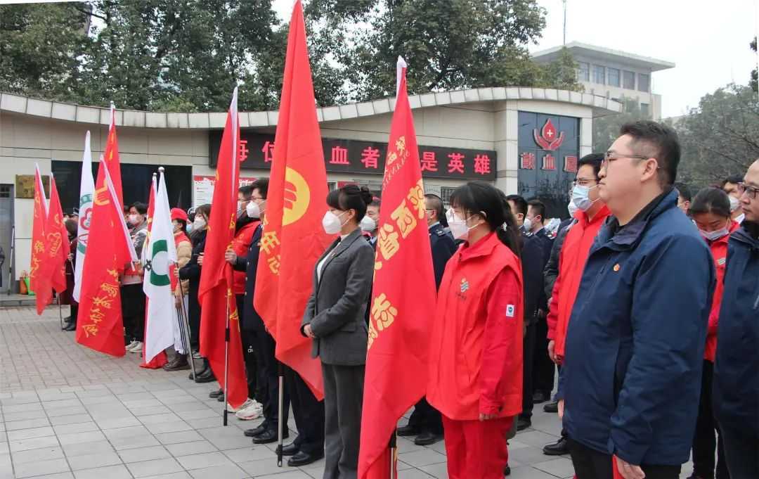 “奉獻青春熱血 點燃希望之光”！他們好樣的！