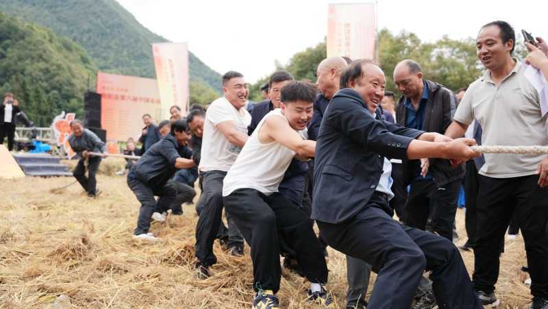 慶豐收，促和美 | 略陽縣第六屆中國農(nóng)民豐收節(jié)開幕