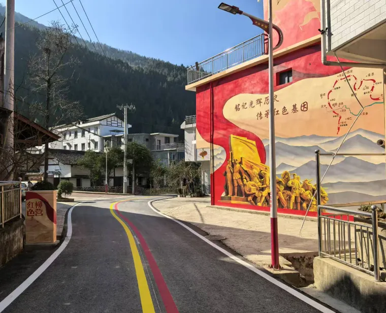 清明打卡黎壩，看《風(fēng)起巴山》，賞限定花海
