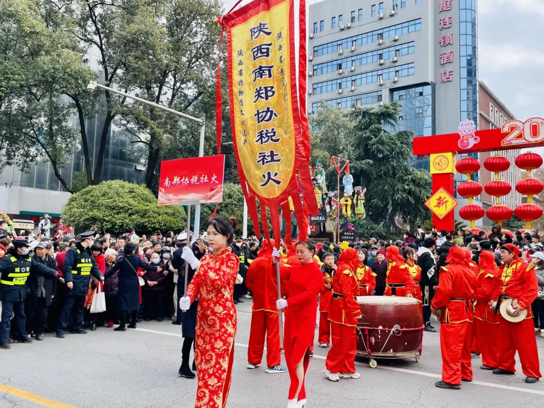“非遺中國年·社火鬧新春”巡游活動盛大舉辦！