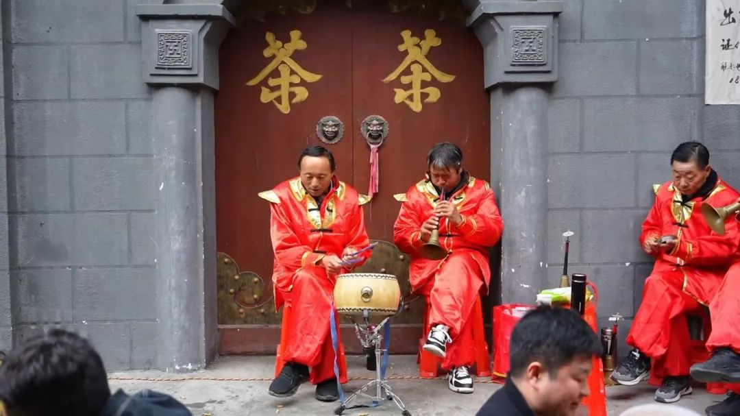 中國(guó)·青木川第七屆千人百桌輔唐宴開(kāi)席