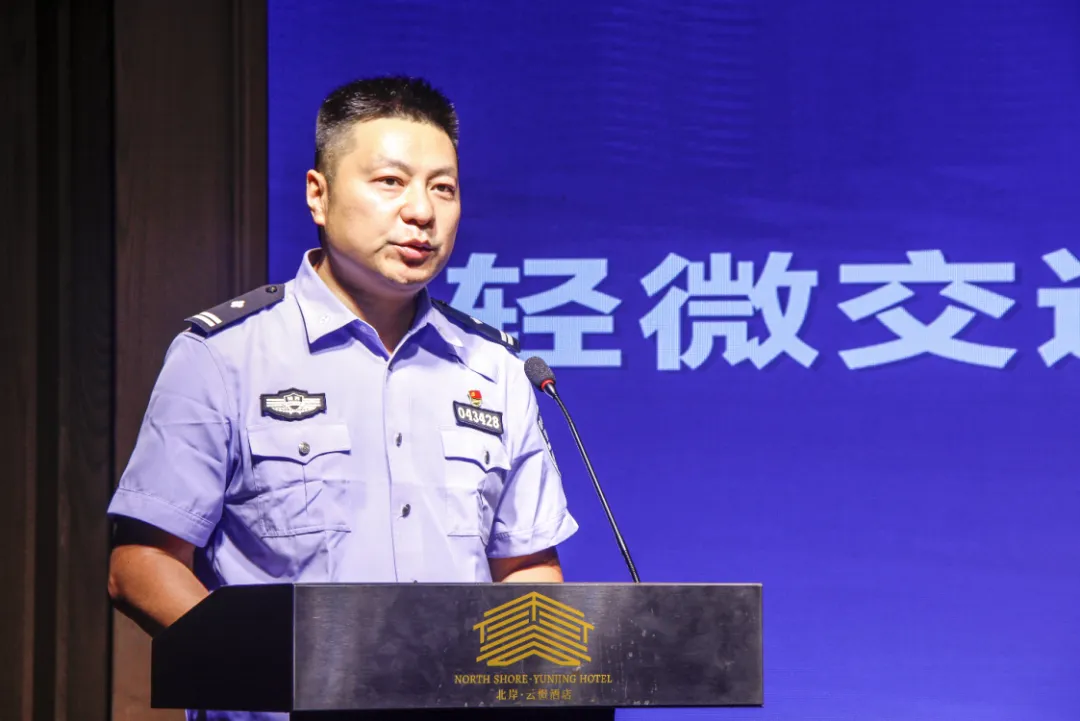 漢臺(tái)交警推出便民措施，輕微交通事故可在“12123”線上處理