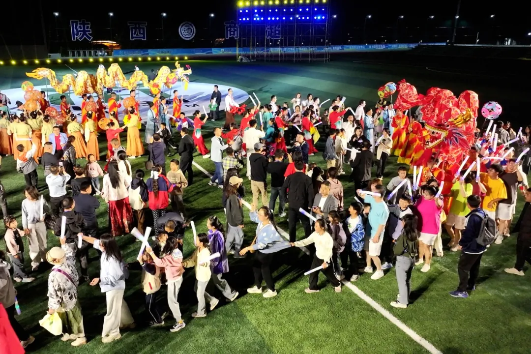 “陜西商超”夜不眠 留壩這里快樂(lè)不限量
