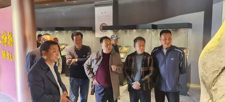 漢中市觀賞石寶玉石協(xié)會文化采風(fēng)紀(jì)實(shí)