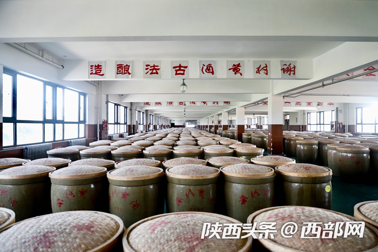 生態(tài)高顏值·發(fā)展高質(zhì)量｜“古法”遇上“新藝”漢中謝村黃酒“飄香”的秘訣在這里