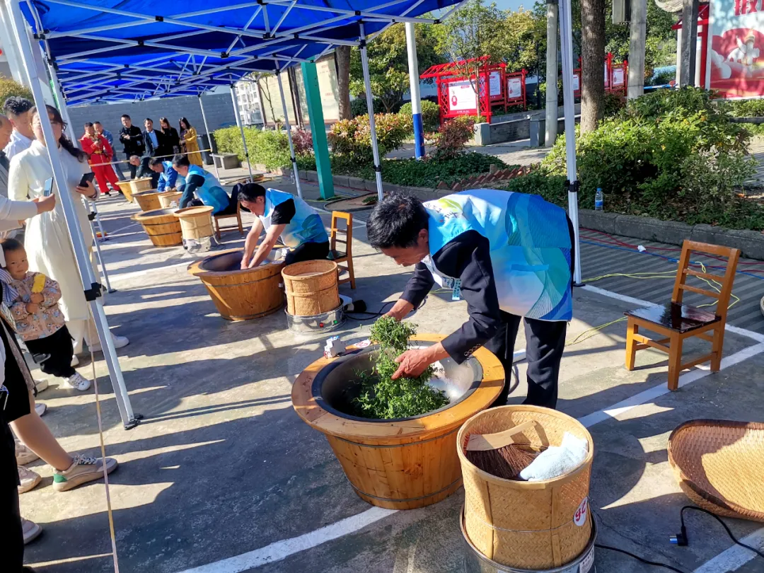 西鄉(xiāng)縣高川鎮(zhèn)第三屆“生態(tài)茶鄉(xiāng)·高川味道”茶事活動(dòng)精彩紛呈！