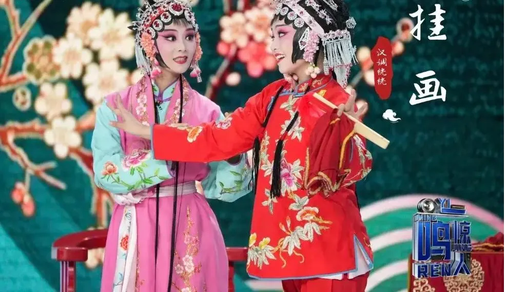 清明打卡黎壩，看《風(fēng)起巴山》，賞限定花海