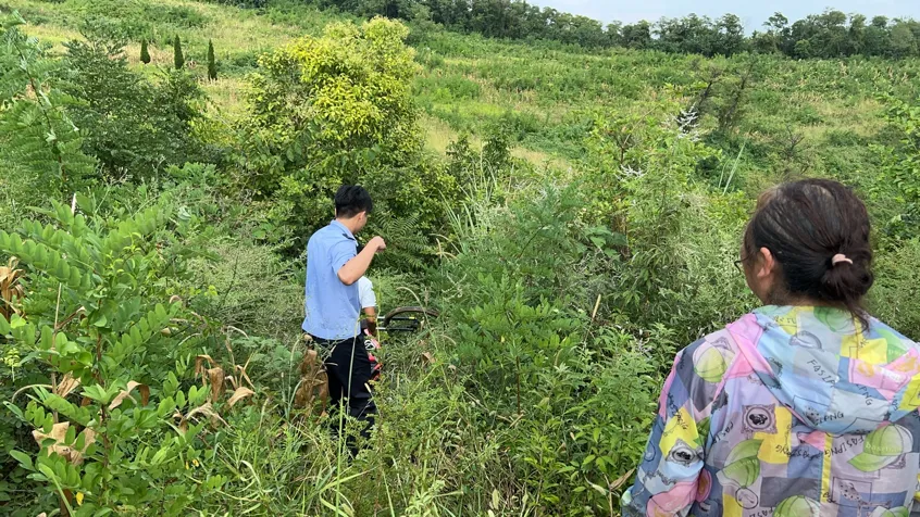 漢中一位老人被困在山里，多虧他們