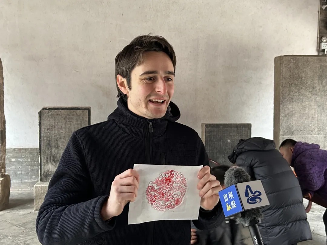 滑雪、戲雪、賞民俗！留壩景區(qū)“上才藝”