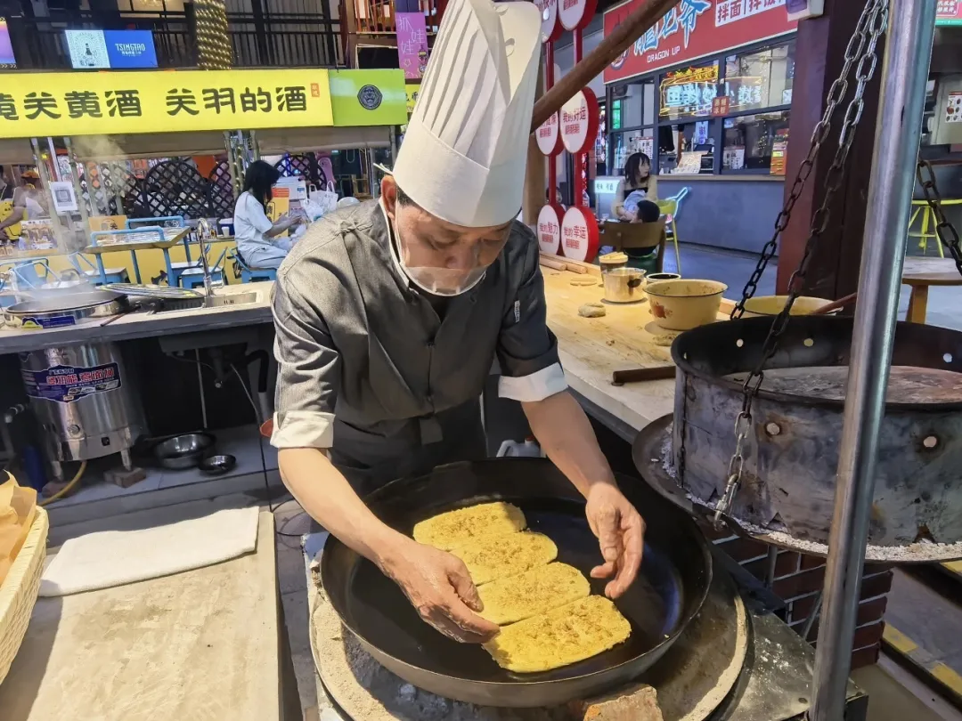 客流增長245%！漢中五一“夜經濟”爆火