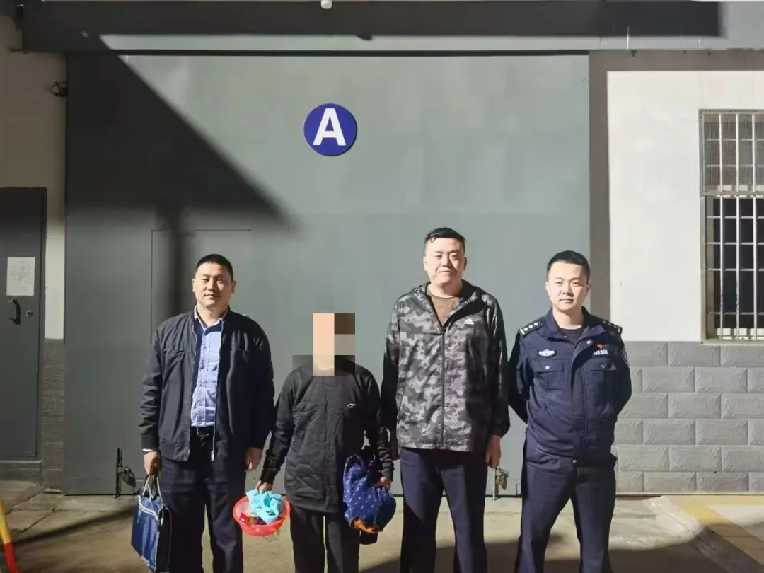 漢中破獲系列盜竊手機(jī)案20余起，收繳被盜手機(jī)12部