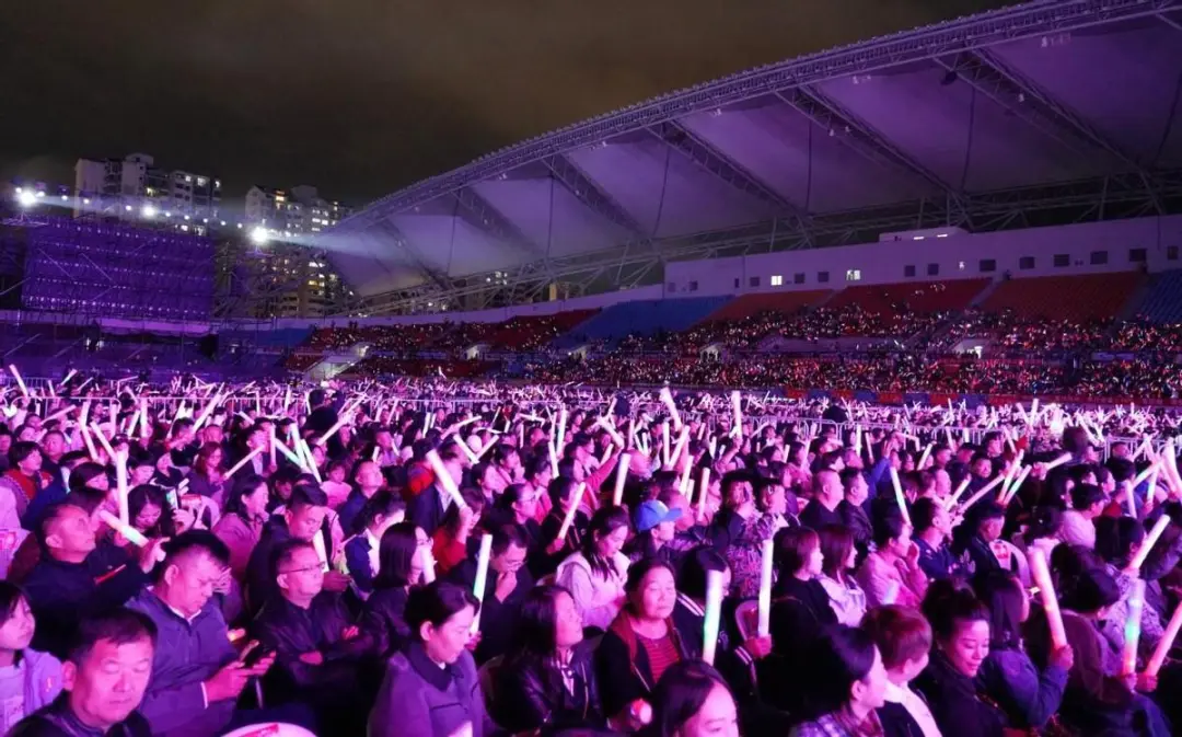 傾情演繹！“魅力漢中﹒音你而來”群星演唱會在漢臺成功舉辦