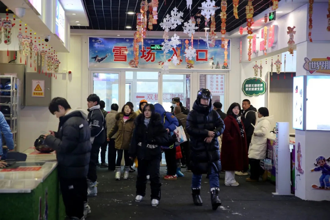 滑雪、戲雪、賞民俗！留壩景區(qū)“上才藝”