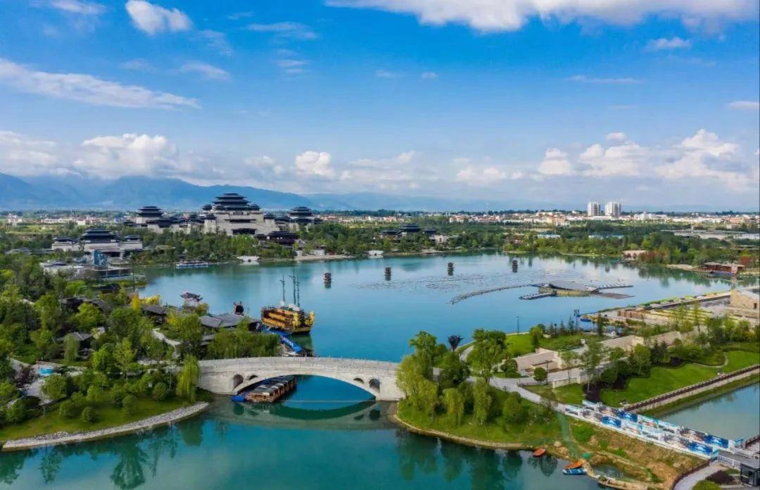 五一打卡漢中興漢勝境，穿越千年時光，沉浸式感受大漢文化。