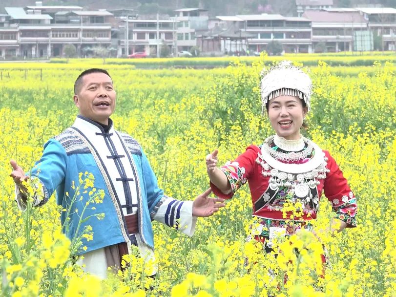 2025年全國春季“村晚”示范展示暨陜南民歌實景劇《風起巴山》首演圓滿落幕！