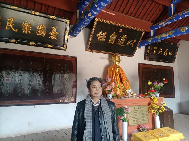 李振峰：三訪范園